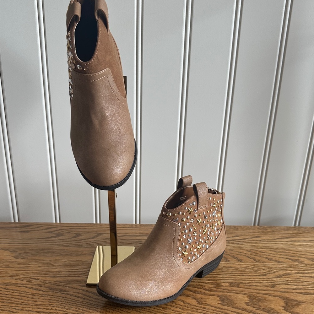 Stylish Tan Kids Boots with Studded Design NIB